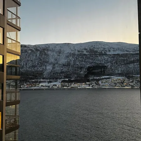 Apartment New And Downtown Tromsø